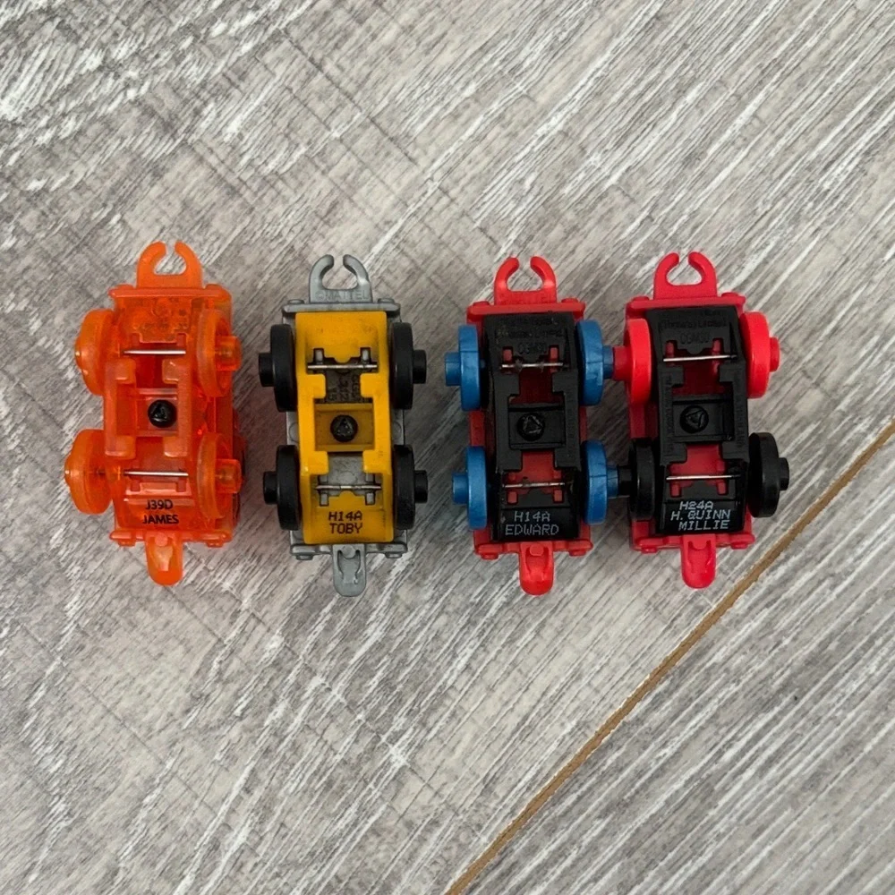 Lot of Thomas Minis